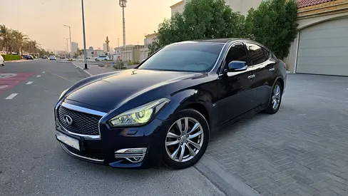 2016 Infiniti Q70 — фото 2