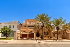 Vacant Now | Large Plot | Sea View