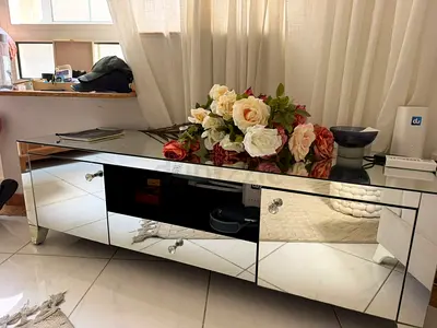 Mirror TV Cabinet / Entertainment Unit - with storage طاولة تلفاز مع تخزين