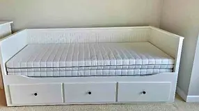 White Daybed with 3 Storage Drawers and Mattress