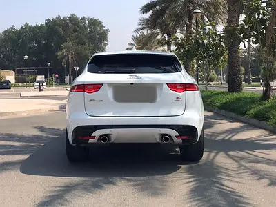 2017 Jaguar F-PACE — фото 6