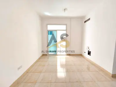 GET SPACIOUS 1BHK WITH BALCONY NEAR ANSAR MALL