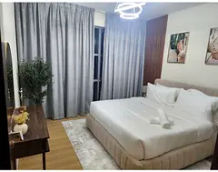 Fully furnished one bedroom with 2 bathroom for sale in downtown standpoint A tower. High floor