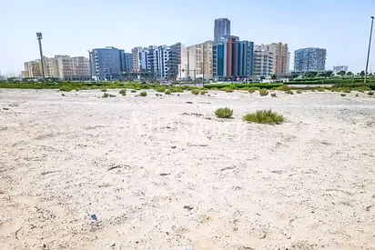 Strategic Mixed-Use Plot | High ROI | G+11