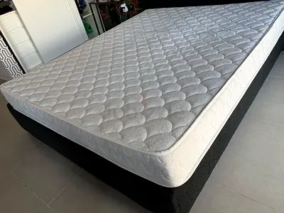 Queen size matress 160x200