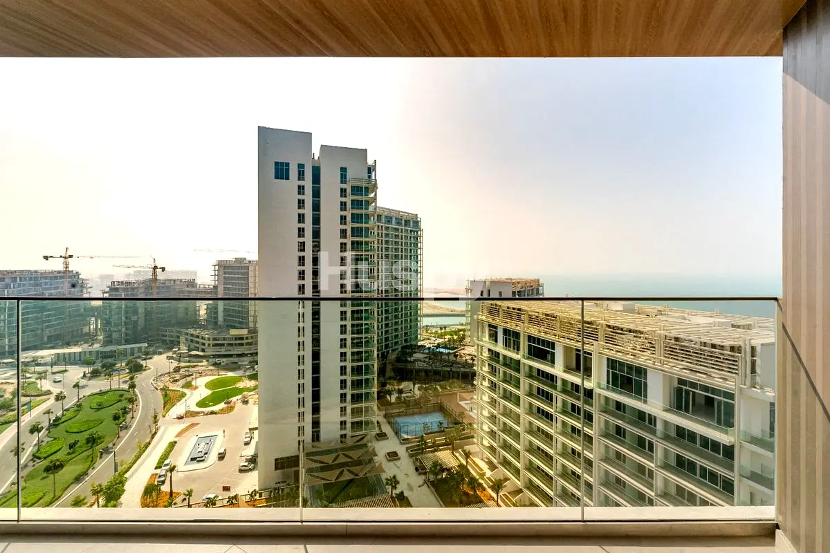 High-Floor 1BR | Sea View | investor Deal