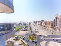 Large Layout | Mid Floor | Close to Bus Stop