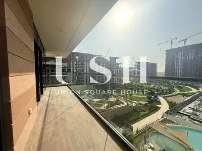 Near City Walk mall | Downtown City View | Brand new
