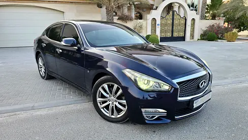 2016 Infiniti Q70 Sport GCC Specs