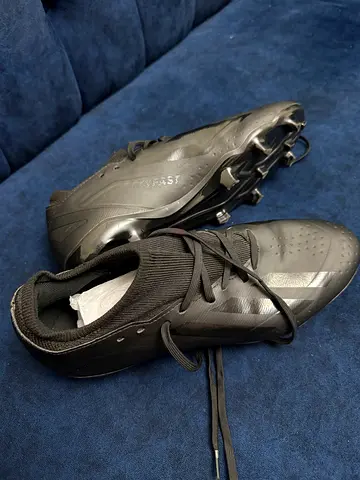 addidas X crazyfast , Good Condition like new pcs , bought from dubai addidas store