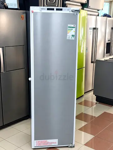Siemens Built in fridge 60cm size Excellent Condition Working order Perfect