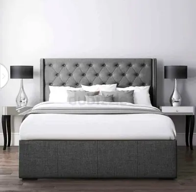 Grey Upholstered King Bed with Tufted Headboard and Storage Base