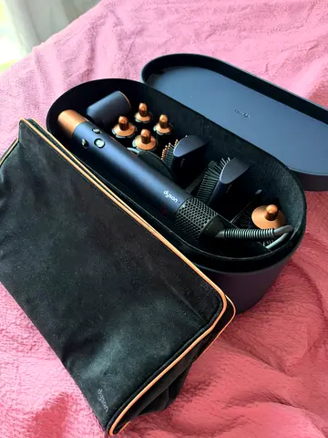 Dyson Airwrap with a travel case, original, used