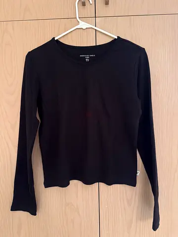 American Eagle Black long-sleeve lightweight knit top - size 16 (13-14Y)