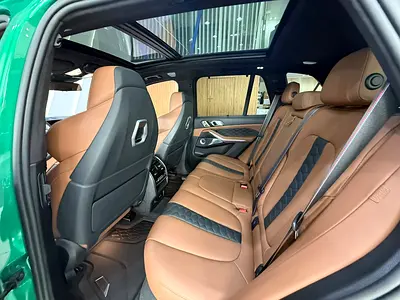 صورة 10 لـ 2025 BMW X5