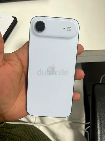 White Apple iPhone Air 1 TB