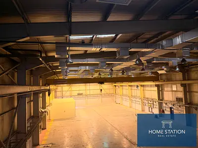 INSULATED WAREHOUSE | MEZZANINE WITH OFFICES | 9 METER HEIGHT