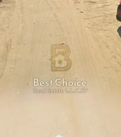 An excellent investment opportunity to own a plot of land in a prime location within the Al Houshi area. Situated directly on a 24-meter-wide main roa