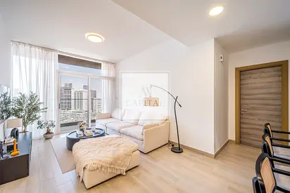 LARGE LAYOUTS | VERY BRIGHT | COMMUNITY VIEW