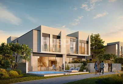 Luxury Villa | Golf Community | Near Amenities