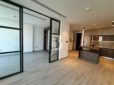 Furnished | Bright Unit | Multiple Cheques