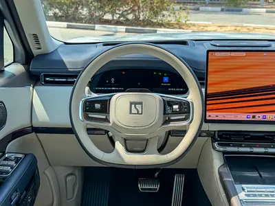 2025 Zeekr 9X 缩略图 11