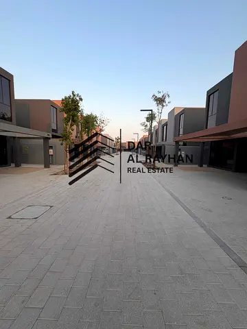 Spacious 4-Bedroom Middle Townhouse | Ready to Move In | Brand New | Premium Family Living | Saro,