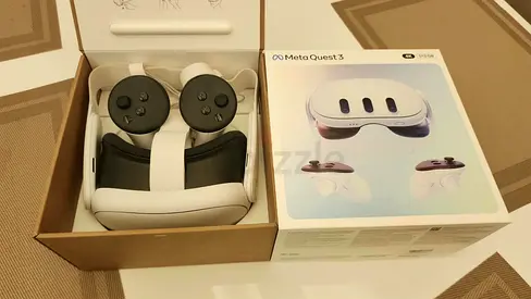 Meta Quest 3 512GB 4K VR Headset + Controllers & Original Box