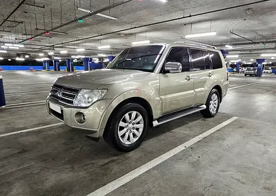 2011 Mitsubishi Pajero 3.8 GLS, full option, GCC Specs