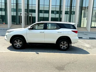 2021 Toyota FORTUNER — фото 6