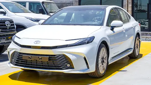 2026 Toyota Camry LE 2.5L HYBRID GCC Specs