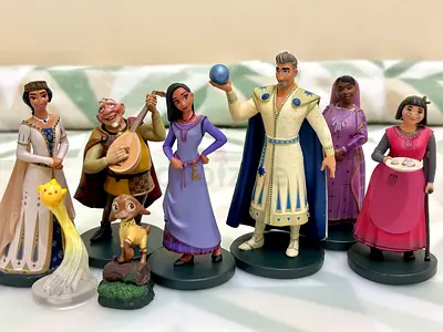 figures from the movie Wish