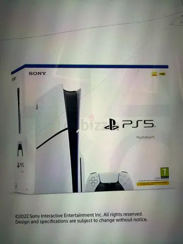 Sony PlayStation 5 (PS5) Console - White with one controller / Ps5 portable and games