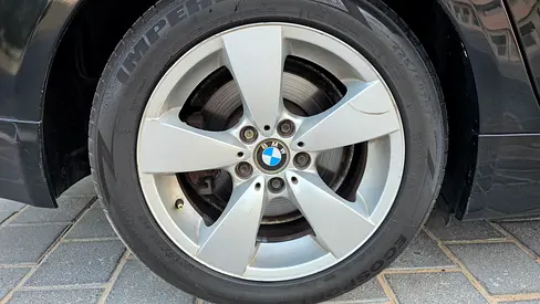 صورة 8 لـ 2006 BMW 5-SERIES