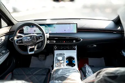 صورة 8 لـ 2026 Genesis GV70