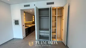 Modern Studio | Peninsula Four | Canal & Pool Views
