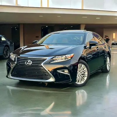 Lexus ES350 | 2016 | American specs | Excellent condition