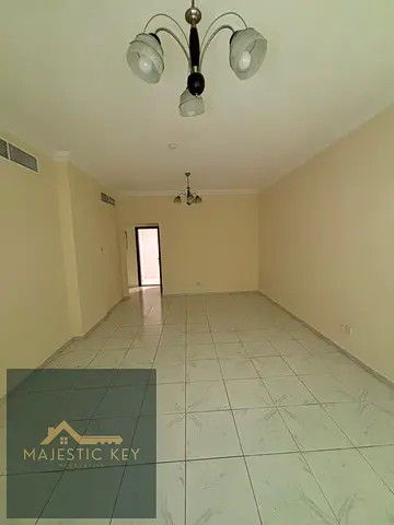 BIGGEST APARTMENT!!2BHK APARTMENT WITH BALCONY AND CENTRALISED AC AND CENTRALISED GAS JUST IN 40k
