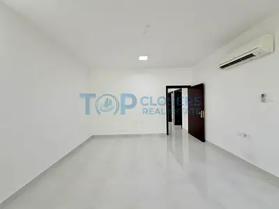 3 Br Private Villa near Jimi Mall in Al Ain