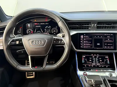 2025 AUDI RS6 照片 10