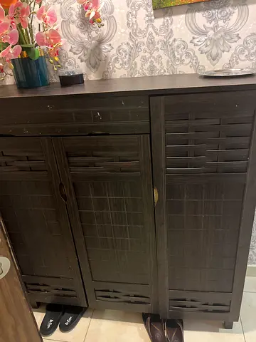 Shoe cupboard