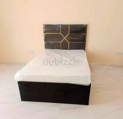 Single bed with storage and madical mattress