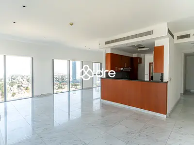 WELL MAINTAINED | BRIGHT APARTMENT I SPACIOUS