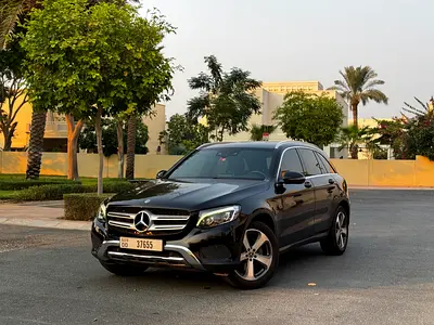 Mercedes-Benz GLC 250 4MATIC 2018 GCC Specs | No accidents | Service history | mint condition