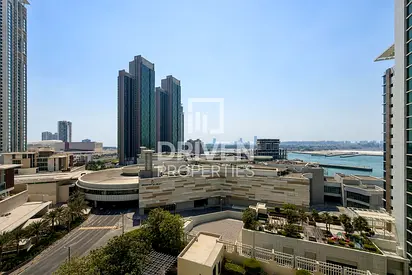 Community and Sea View | Open Kitchen | Prime Area