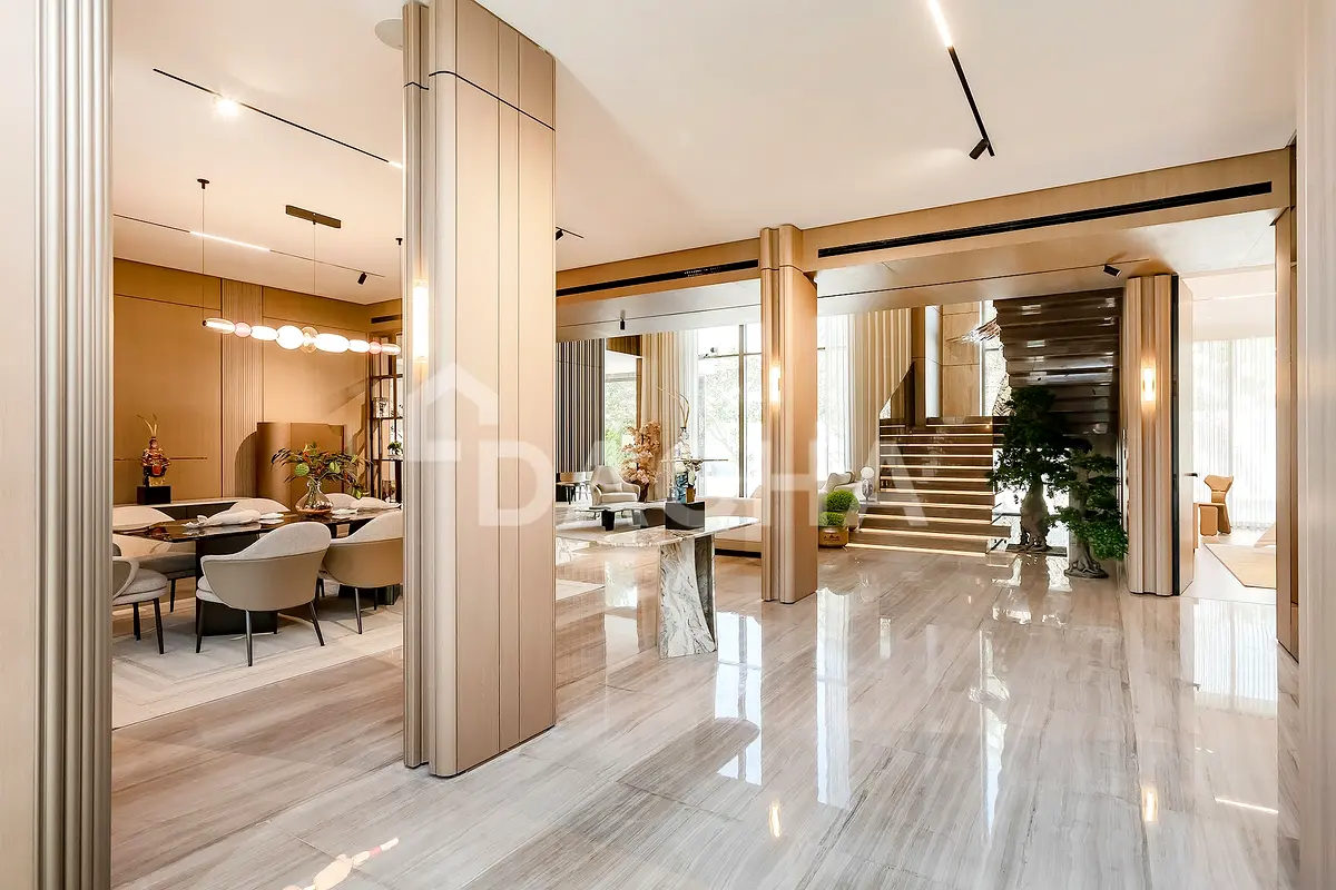 ELEGANT | 5 BEDOOM | TURN-KEY | GARDEN HALL