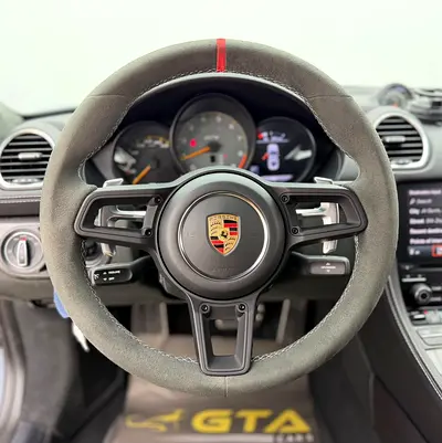 صورة 7 لـ 2023 Porsche 718
