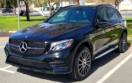 Mercedes Benz GLC 300 - AMG Line - Full Option