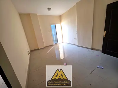 غرفة وصالة مساحه ممتازه | غرفة ماستر | بناية نظيفة | بجوار الجامعة | موقع حيوي