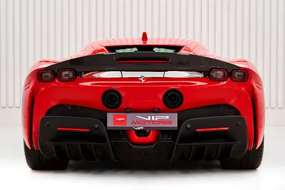 صورة 5 لـ 2021 Ferrari SF90 STRADALE